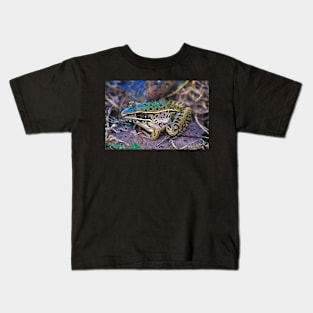 Backyard Frog (2) Kids T-Shirt